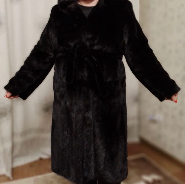 Продам норковую шубу