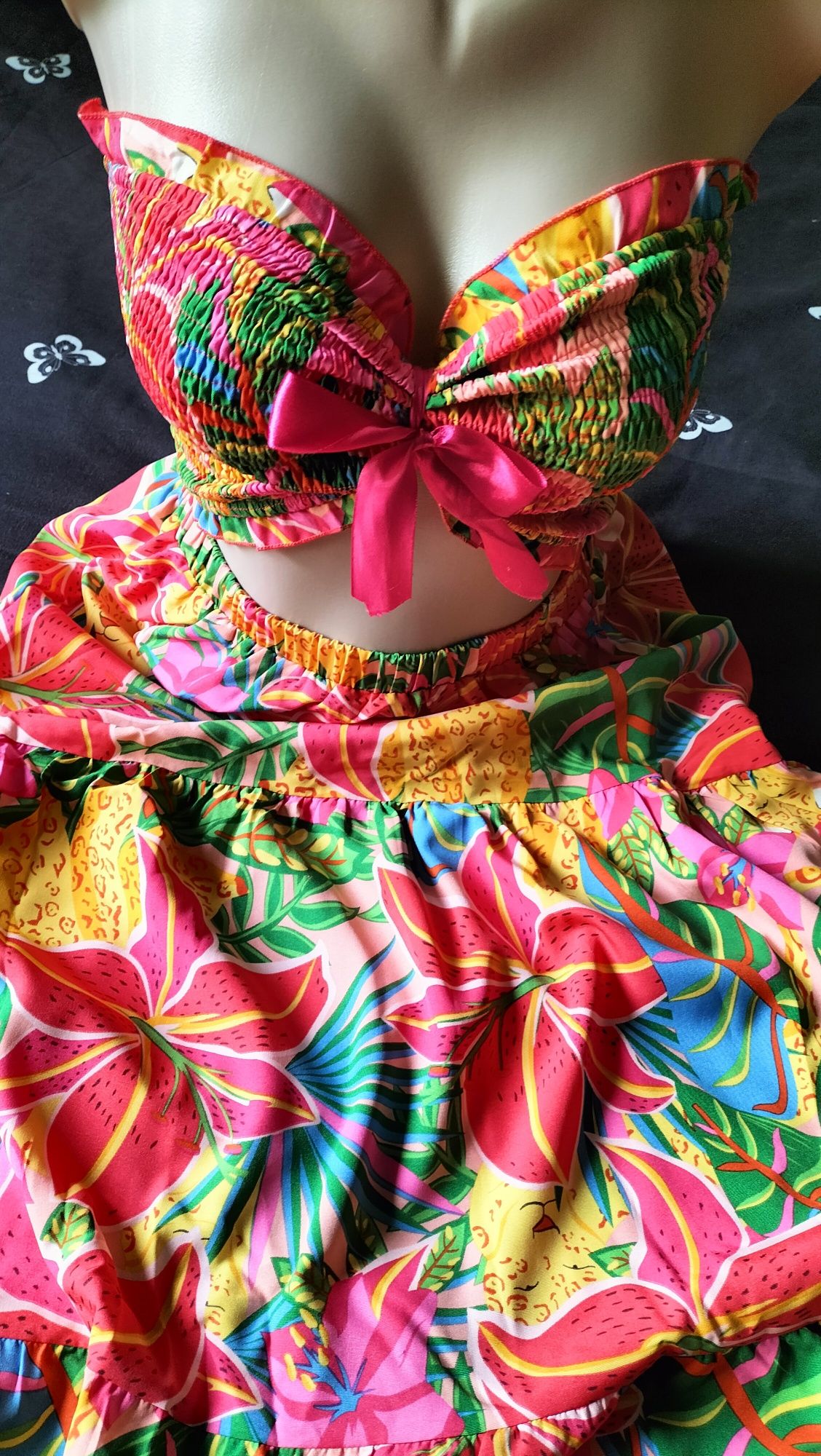 Compleu doua piese top și fustă xs