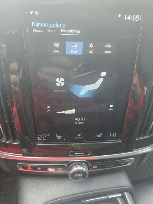 Volvo V90 D4 Momentum