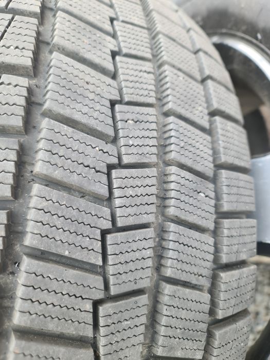 Jante aliaj originale Touareg r17 cauciucuri noi iarnă M+S 235/65/17