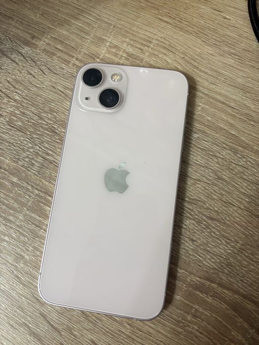 Продам iphone 13