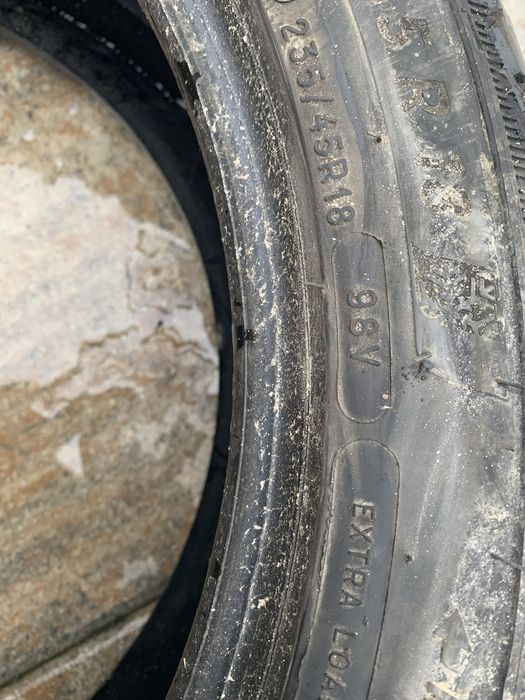 Set 4*235/45/R18 98V iarna Michelin Alpin 5