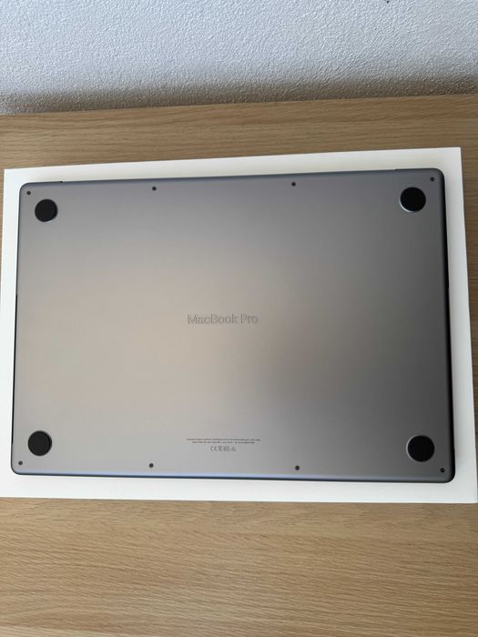 MacBook Pro 2021, 16", 16GB/512GB, M1 Pro, 10C CPU/16C GPU, Space Gray