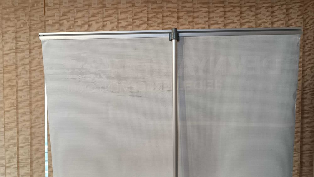 Рол банер стойка транспарант за реклама