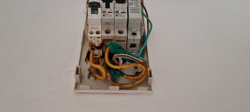 Renovări apartamente/case – servicii complete, de la demolări la cheie