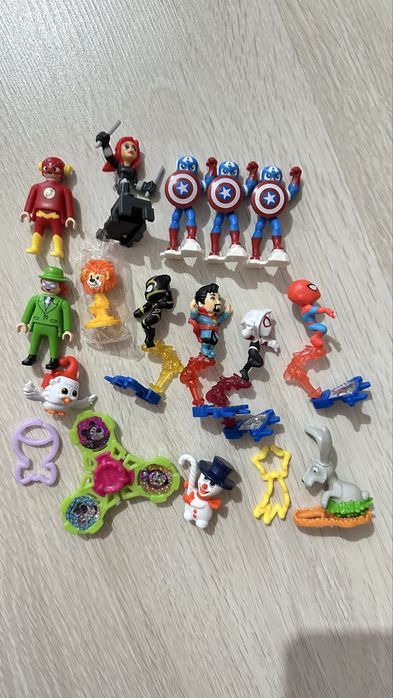 Игрушки kinder киндер сюрприз DC диси марвел