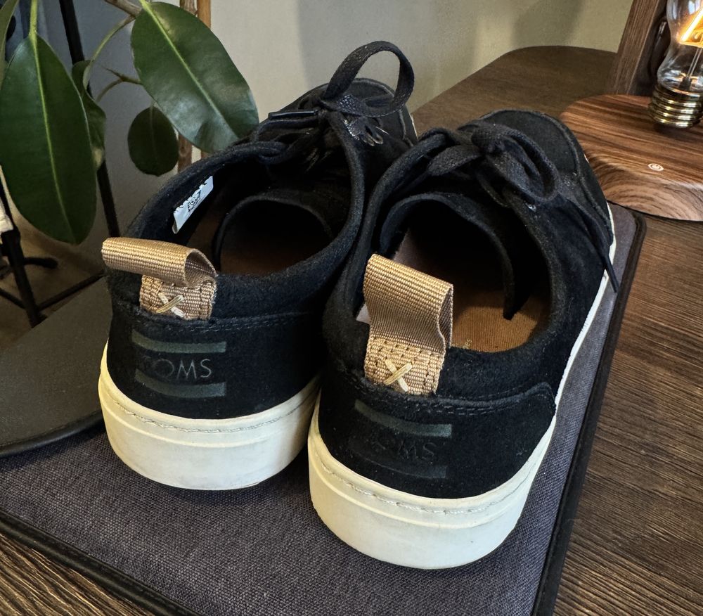 Замшевые Кеды американского бренда TOMS. Размер 41.