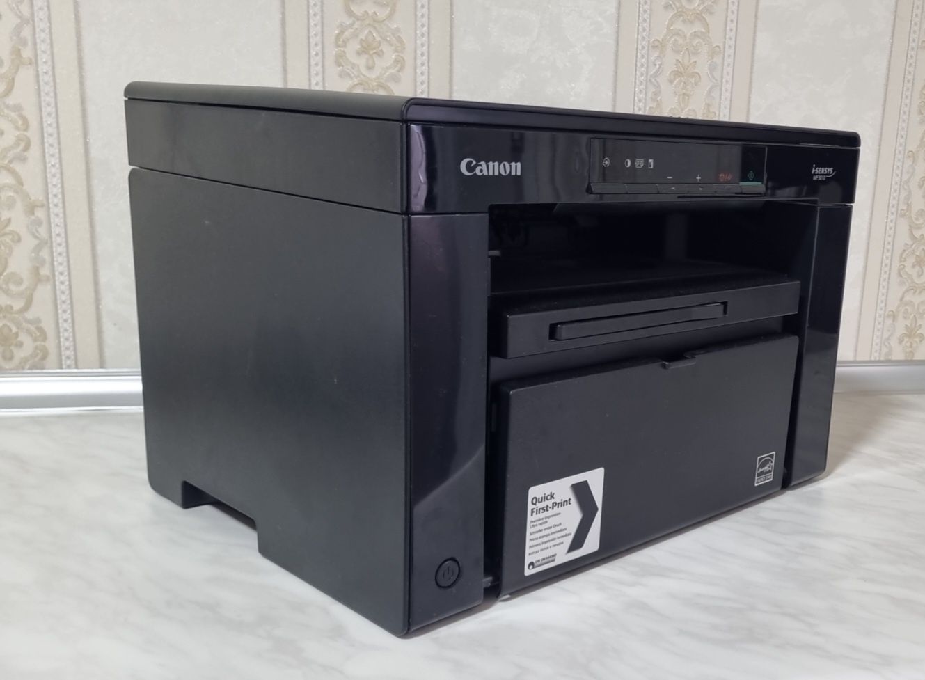 Canon MF3010 Image Class 3в1