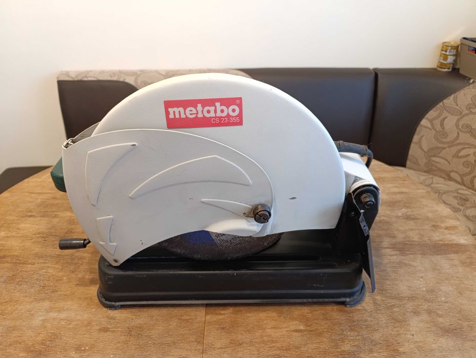 Стационарен циркуляр за метал Metabo