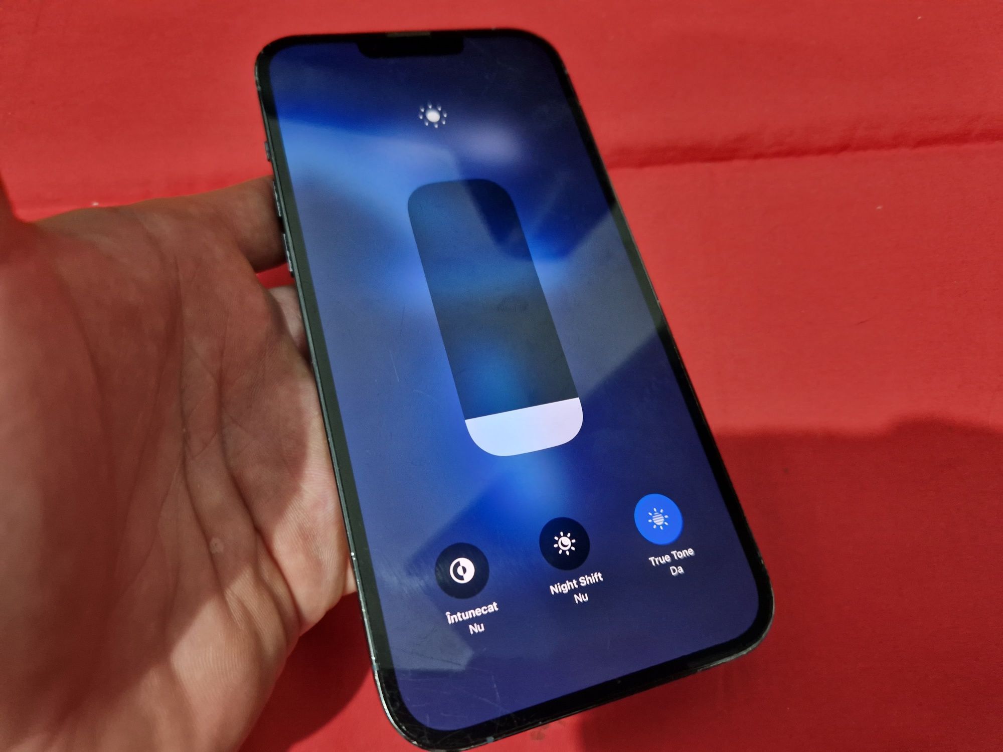 -Iphone 13Pro Max, 256Gb, 6Ram, bat: 80%, stare foarte buna, sticla ca