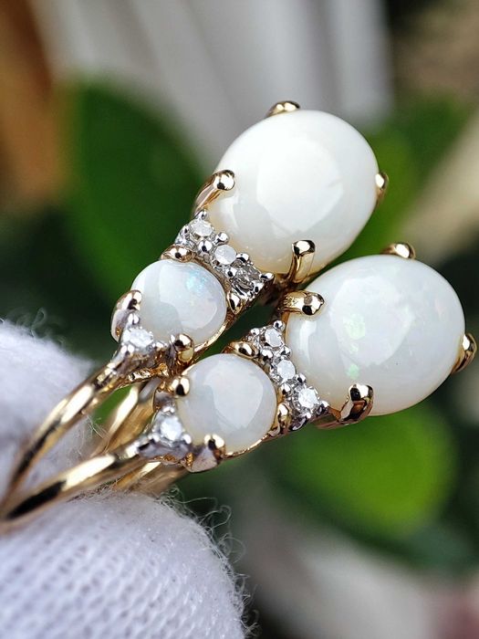 Cercei aur 14k cu Opal natural Opale Australia si Diamant Diamante