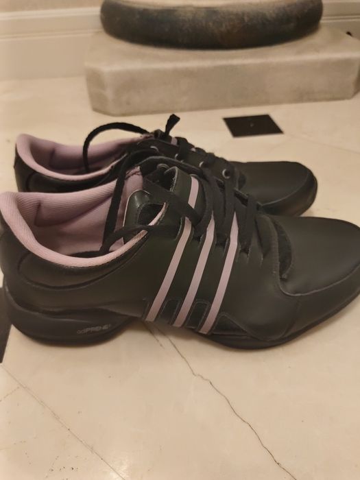 Женские кроссовки Adidas AdiPrene