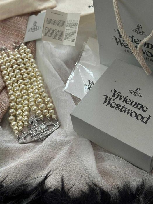 Vivienne Westwood Bas Relief Three Row Colier