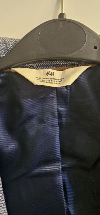 Vând sacou băieți Zara