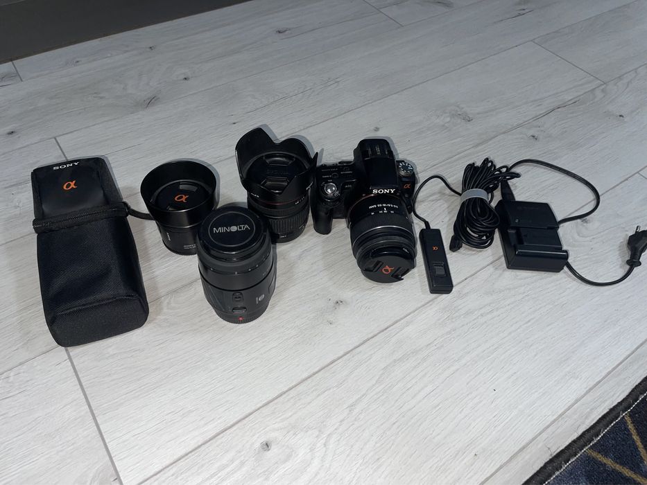 Фотоаппарат Sony-a33 с объективами, вспышкой
