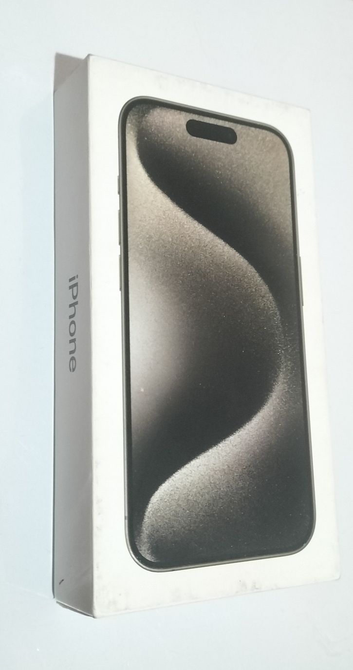 iPhone 15 pro сатылады.
