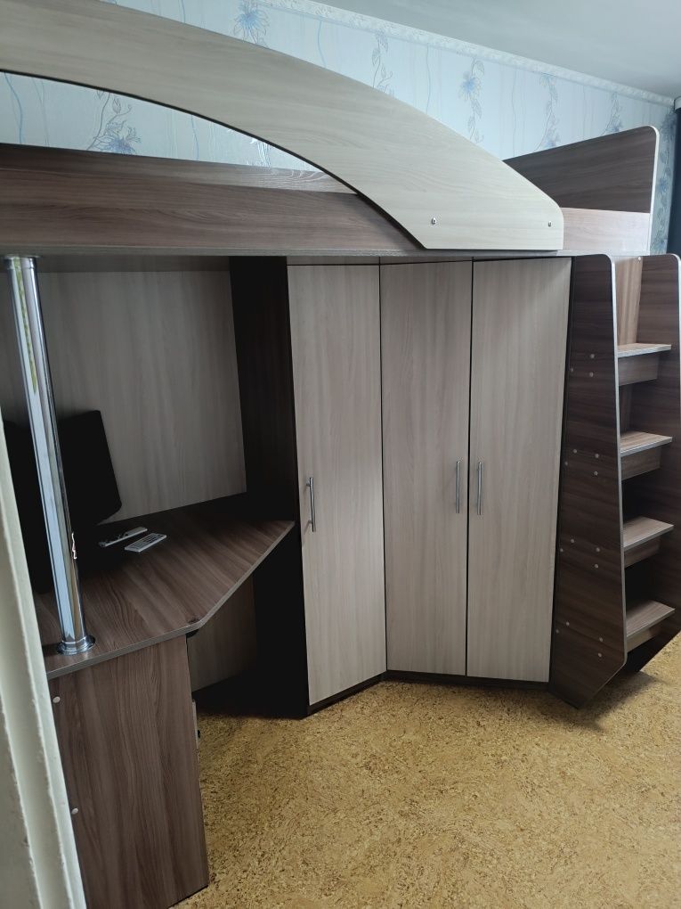 Продам  подростковую кровать