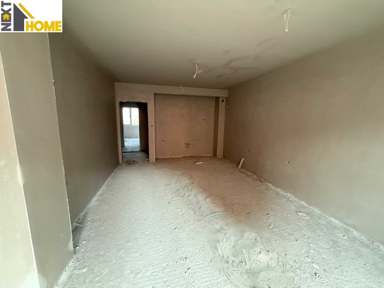 Продава се Тристаен апартамент в Асеновград - 104 кв.м за 852 €/кв.м - Снимка #3