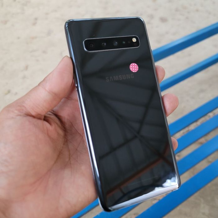 Samsung galaxy S10 plus  5G 256gb