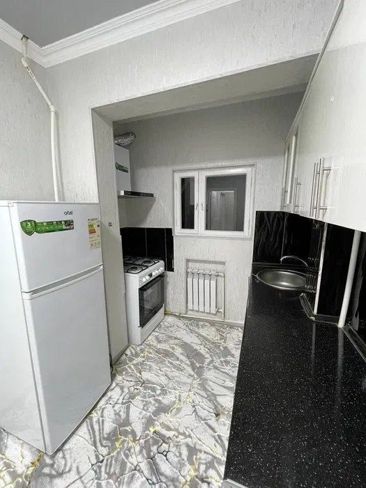 Сдается трёхкомнатная в Гафур Гуляме рядом с метро,