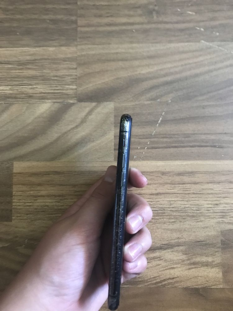 iphone XS използван