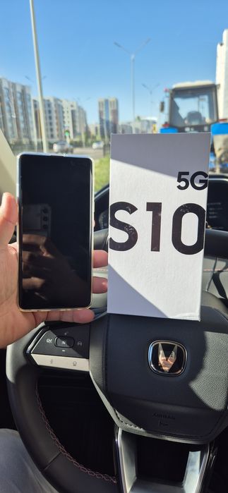 Продам Samsung S10 5g