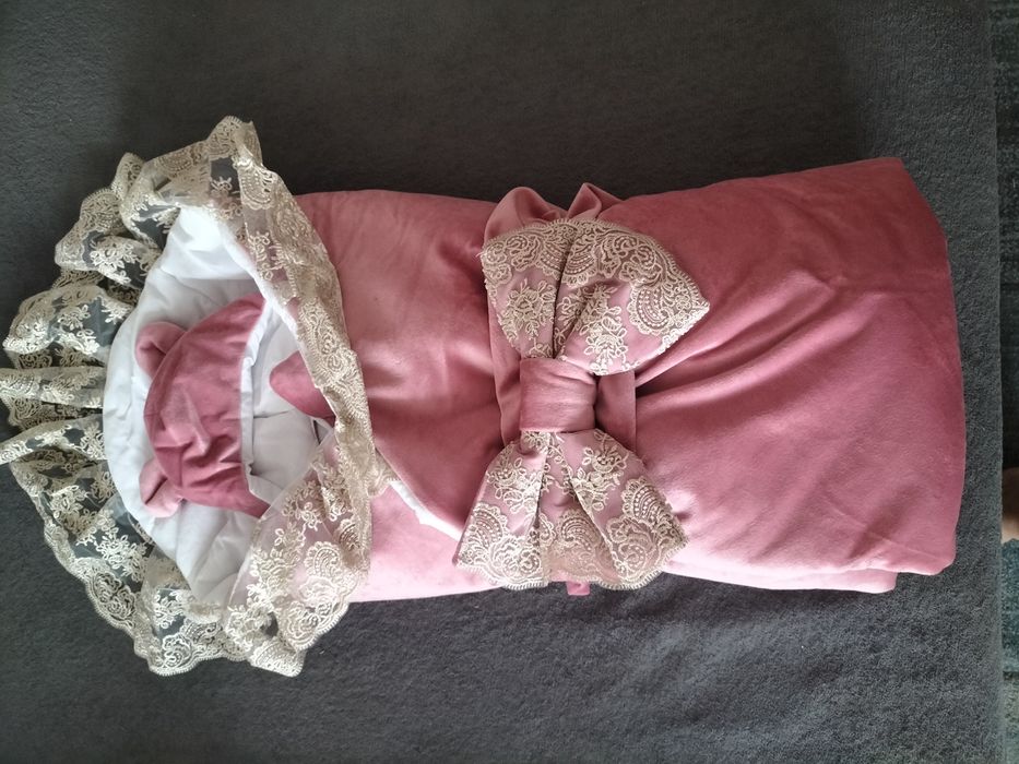 Продам конверт на выписку