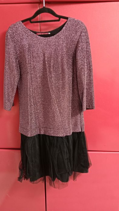 Продаю  праздничные ,нарядные ,новогодние платья новые