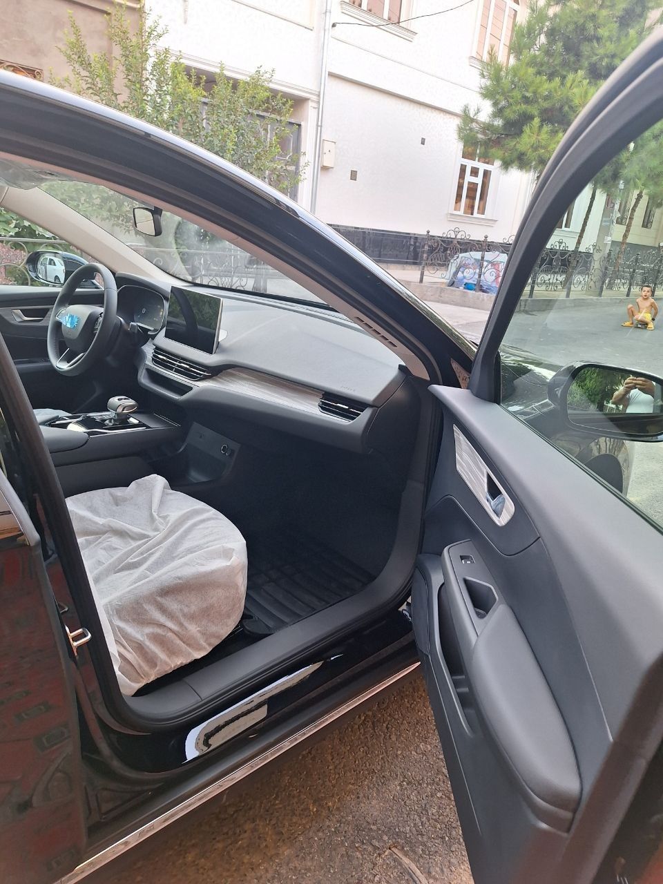 Hongqi eqm 5 2025 yengi 500taligi