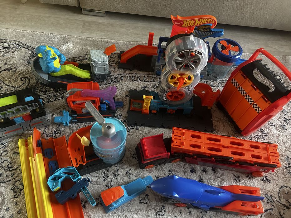 Треки Hot wheels хот вилс