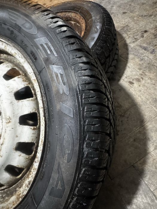 Cauciucuri iarna Debica 185/65R14 dot 3421 ca noi fara defecte 2 buc