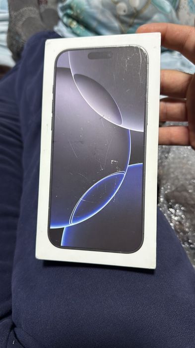 Продам запечатнный iphone 16 pro Max
