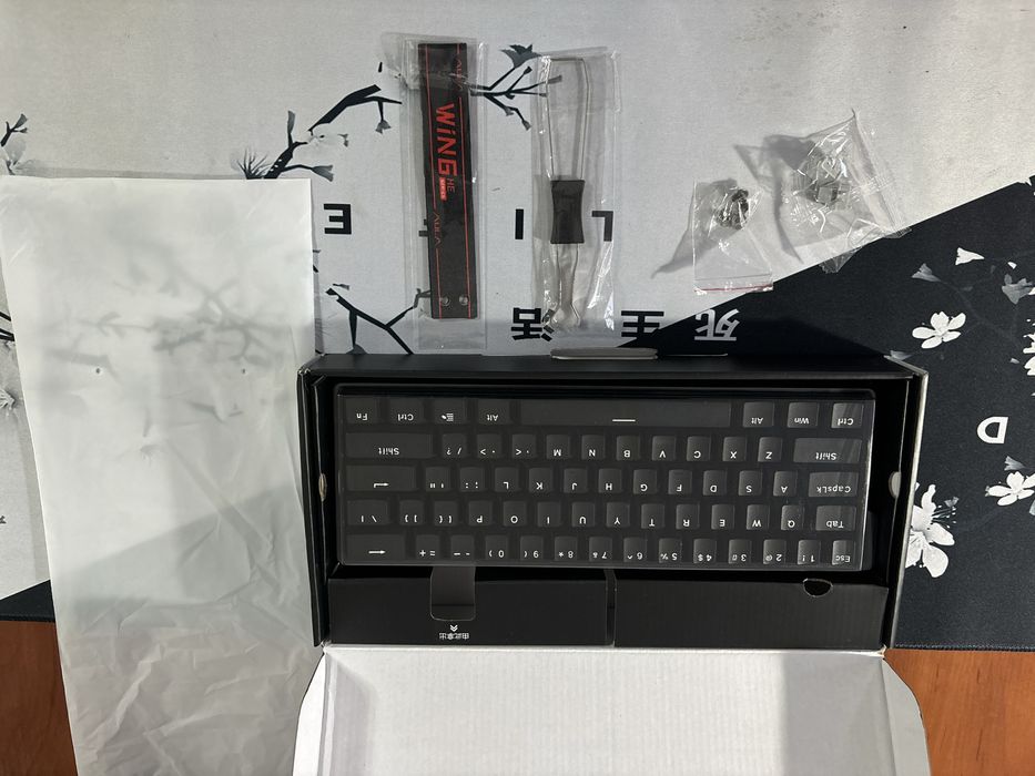 Клавиатура магнитно-механичиски