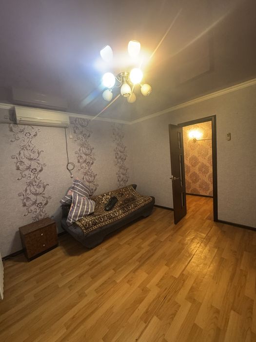 Диван. Тегін береміз. Өзіңіз алып кетесіз. Отдам даром. Самовывоз
