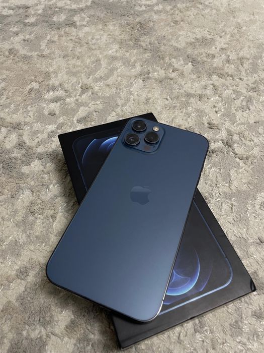 Продам Айфон 12 Про Макс 128Г