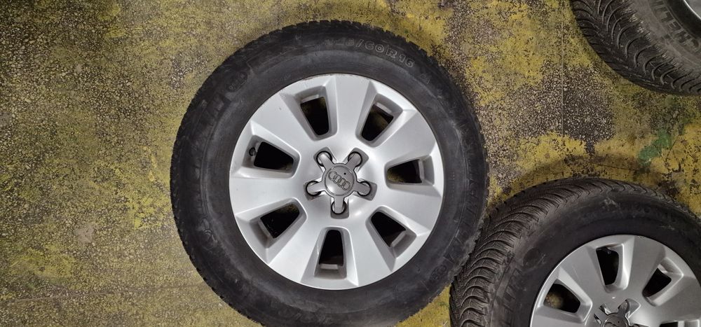 Jante audi r 16 cu anvelope iarna 225 60 r16
