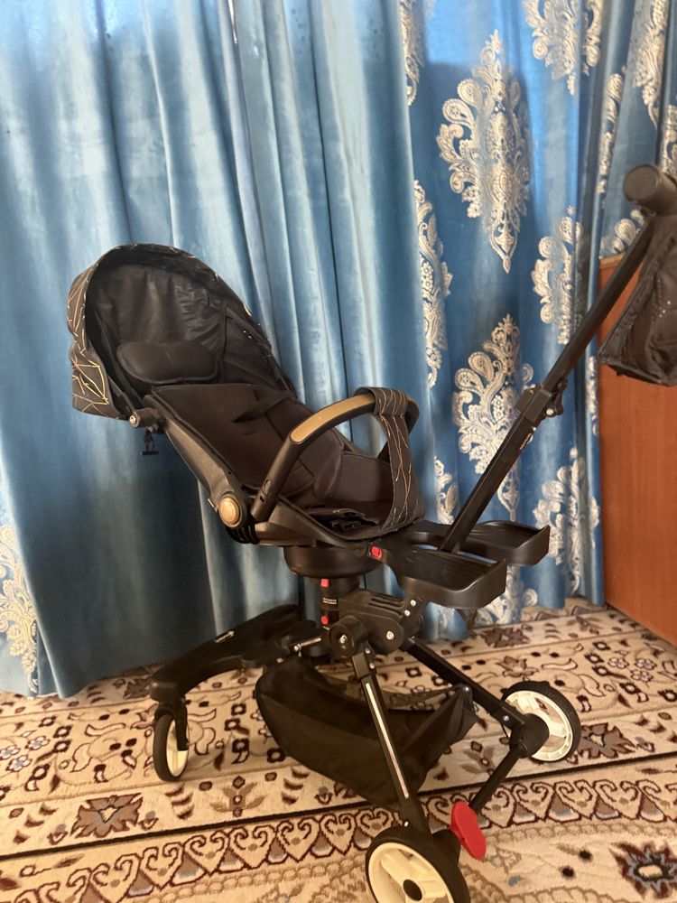 Коляска прогулочная