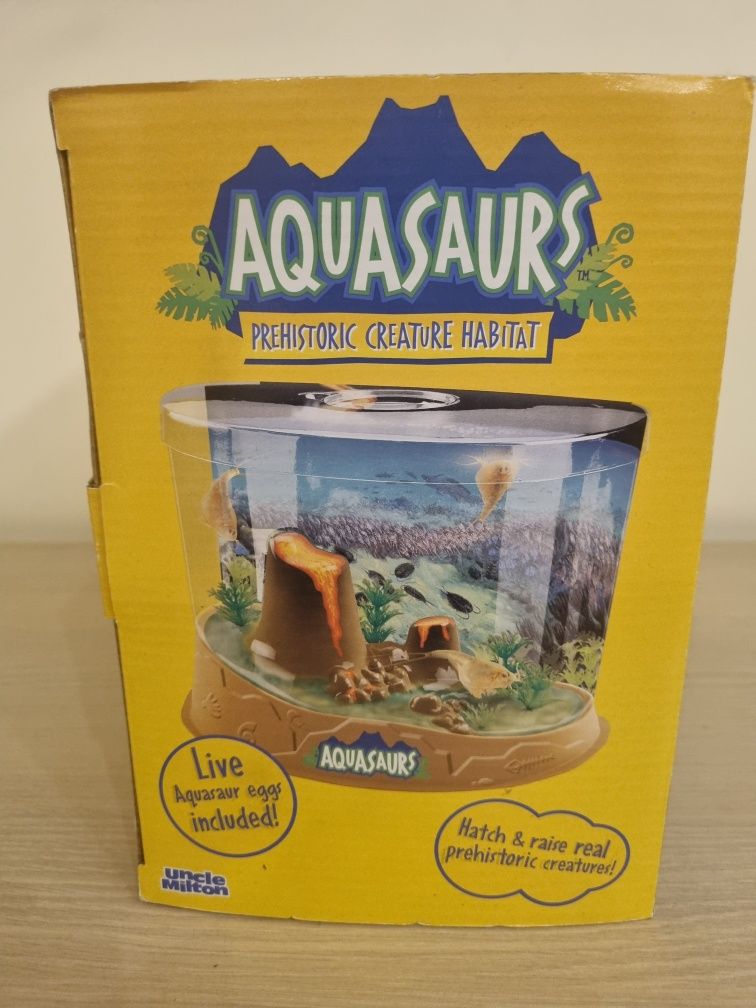 Acvariu cu set crestere triops