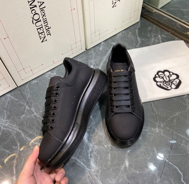 Adidasi Alexander Mcqueen