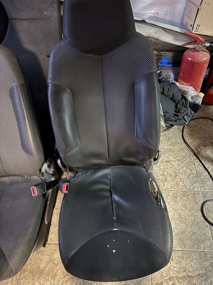 Салон за Тойота Айго / Toyota Aygo