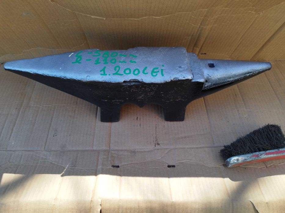 Nicovala franțuzească decoratiune muzeu fierarie foarte veche