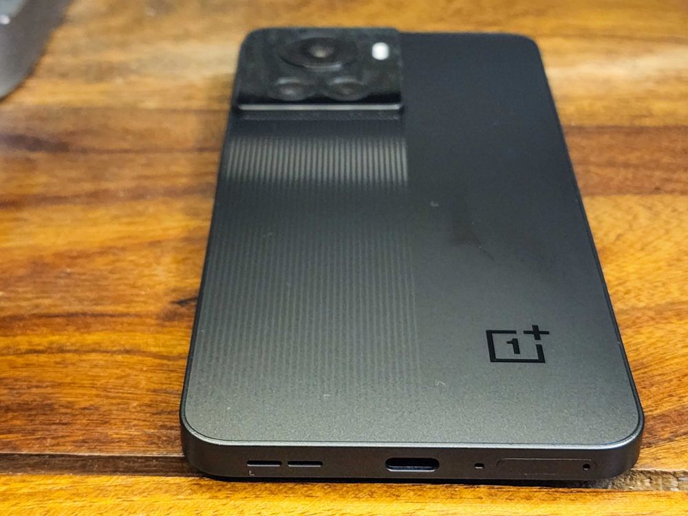 Продаю Oneplus 10 Ace