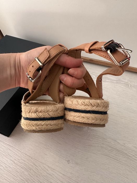 Сандали Tommy Hilfiger