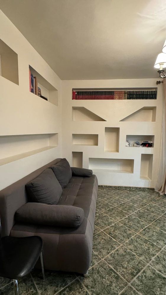 DE INCHIRIAT, apartament 3 camere, Targoviste