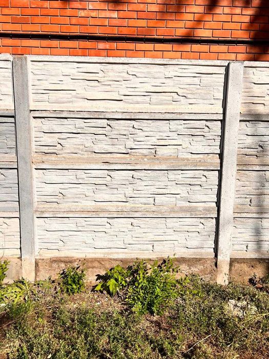 Продам Еврозаборы, бетонные заборы б/у.