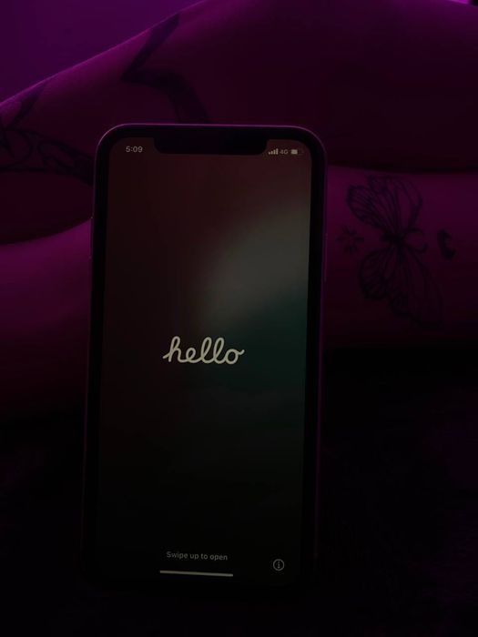 Продам айфон 11 в хорошем состоянии