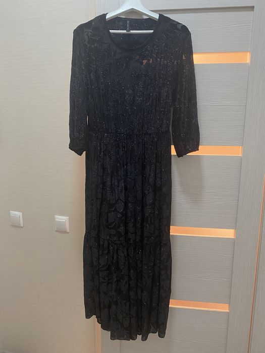 Продам красивое стильное платье