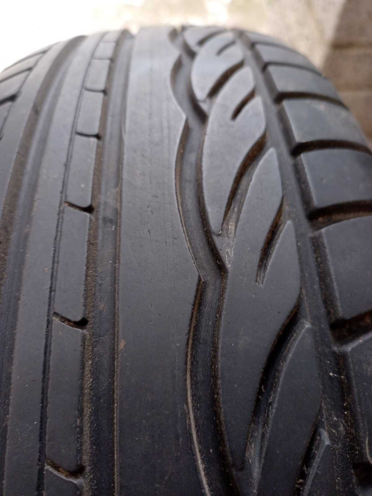 Продавам два броя гуми DUNLOP SPORT 185/65R/15-88T 75ЛВ 1БРОЙ 40ЛВ