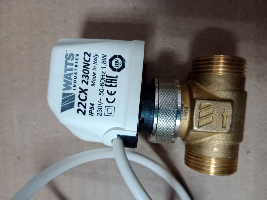 Привод с клапаном