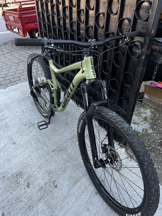 Bicicleta Full Giant Stance 29